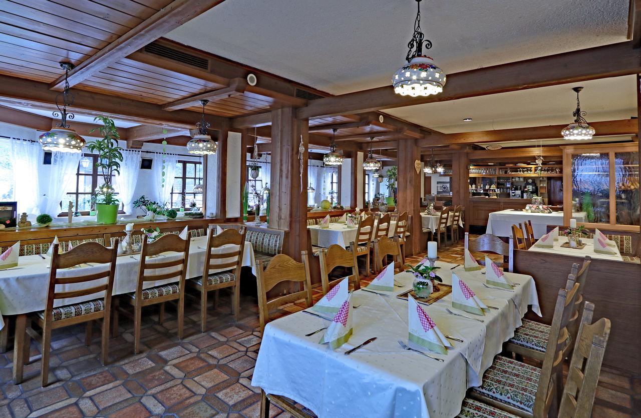Heimbuchenthal Landgasthof Zur Linde מראה חיצוני תמונה